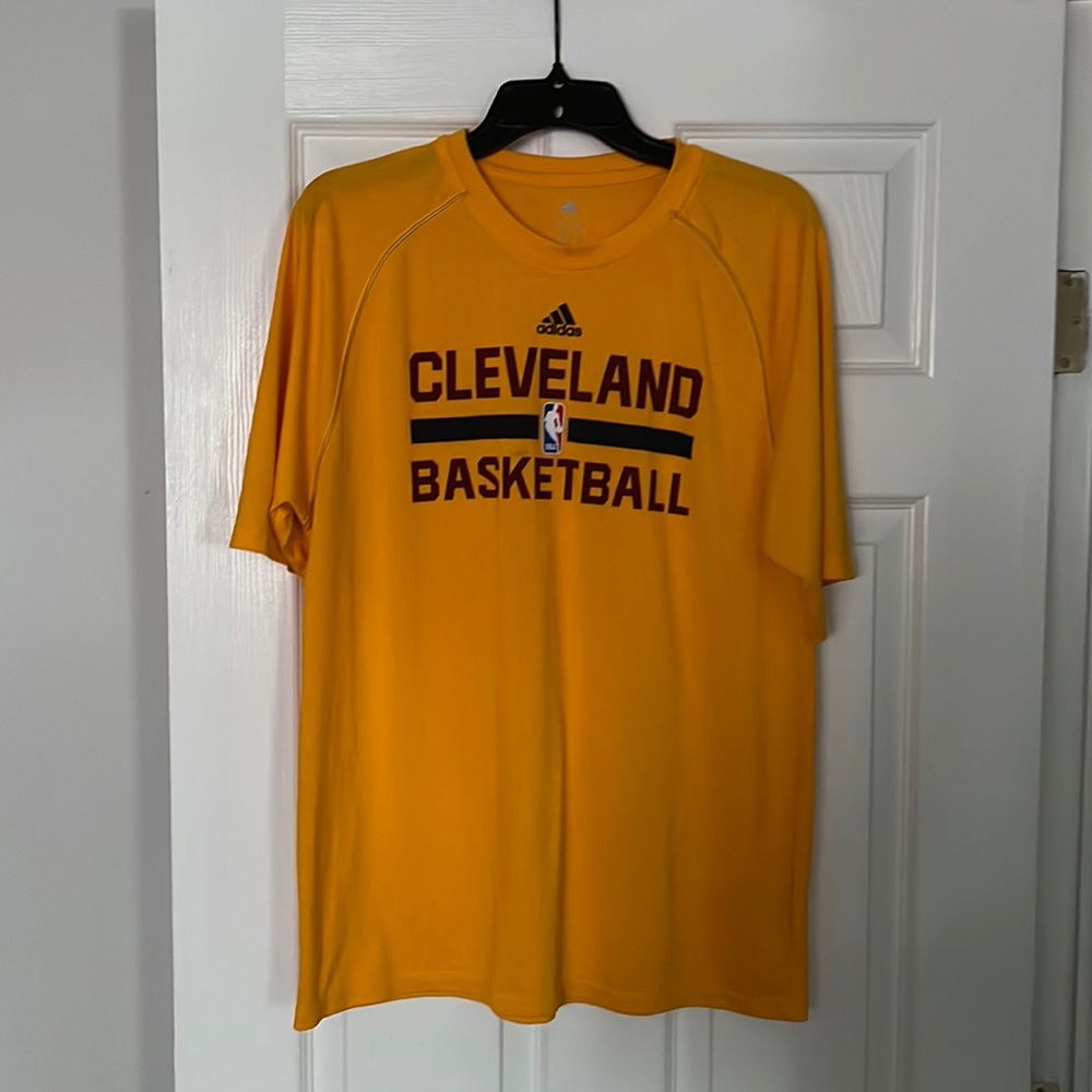 Adidas Cleveland Cavaliers T-Shirt Adult Medium